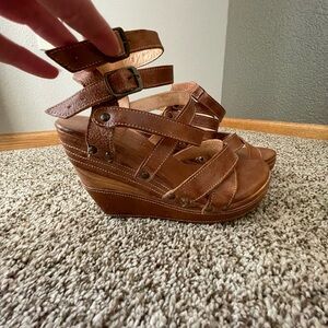 Barely worn Bedstu wedges size 8